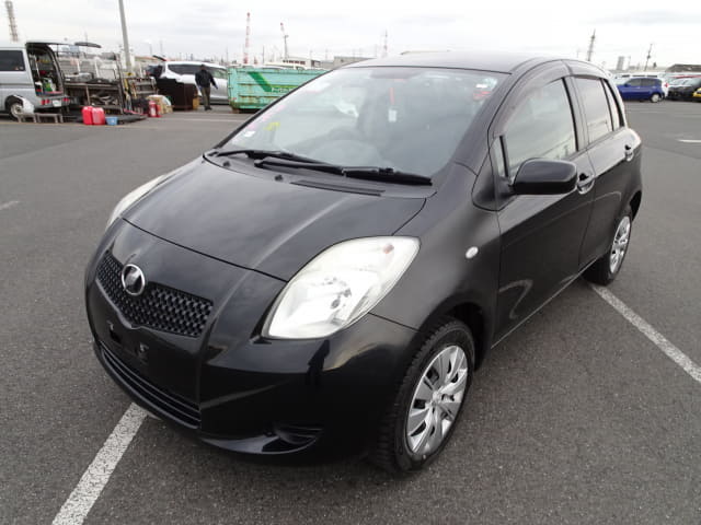 2005 TOYOTA Vitz
