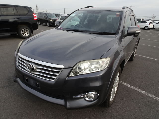 2011 TOYOTA Vanguard