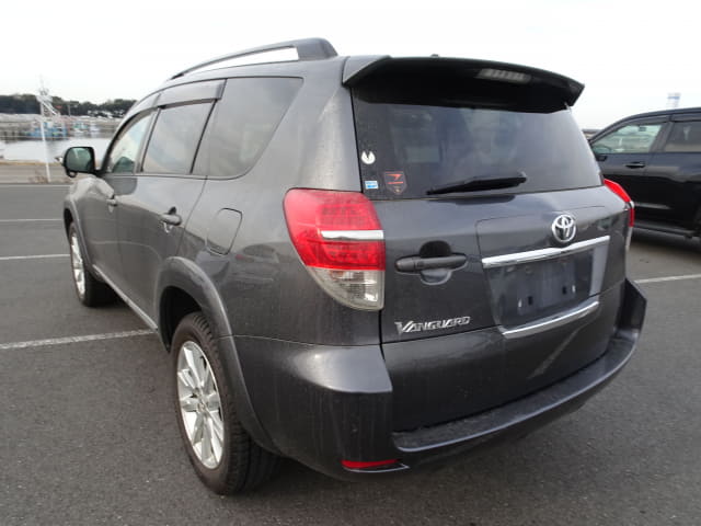 2011 TOYOTA Vanguard