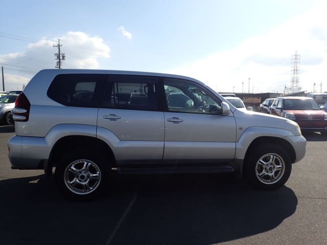 2003 TOYOTA Land Cruiser Prado
