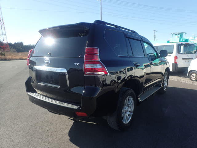 2011 TOYOTA Land Cruiser Prado