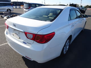 2010 TOYOTA Mark X