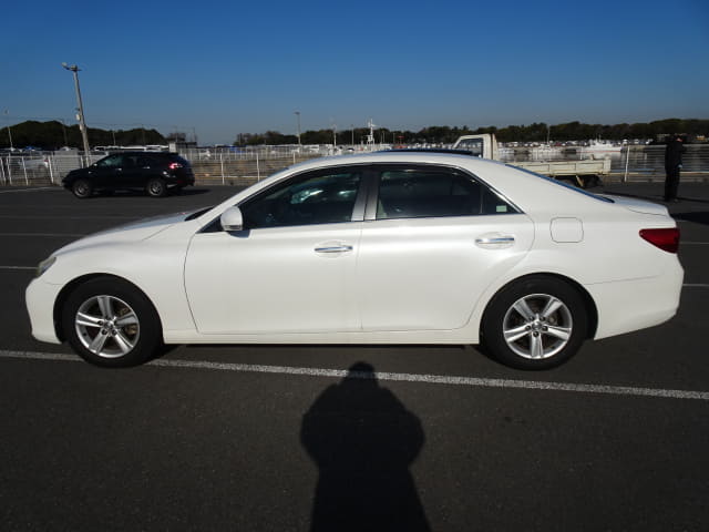 2010 TOYOTA Mark X