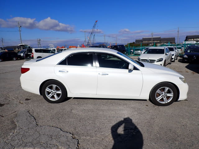 2010 TOYOTA Mark X