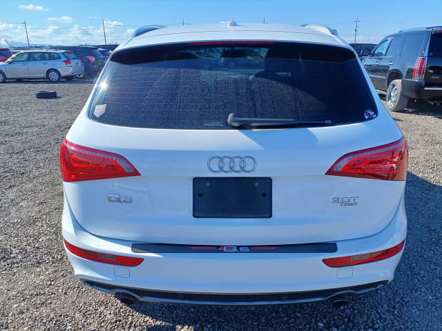 2010 AUDI Q5