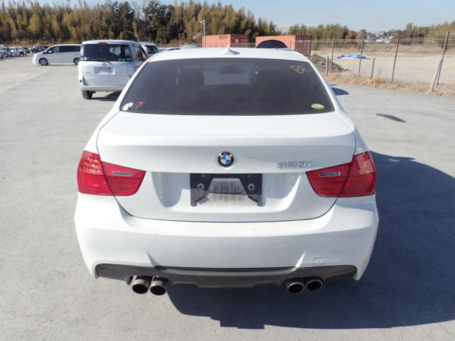 2011 BMW 3 Series