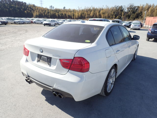 2011 BMW 3 Series