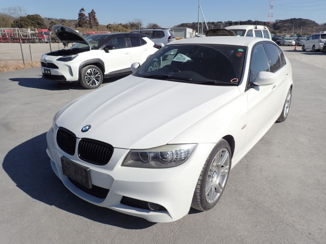 2011 BMW 3 Series