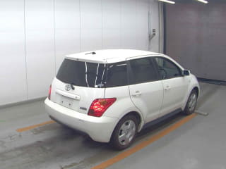 2002 TOYOTA IST