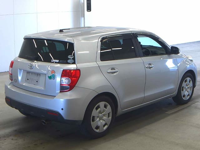 2010 TOYOTA IST
