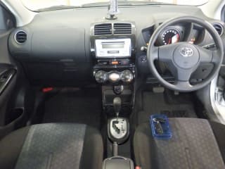 2010 TOYOTA IST