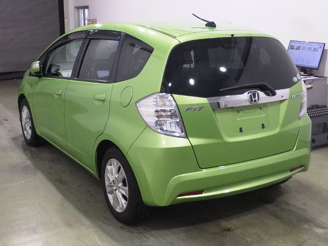 2011 HONDA Fit Hybrid