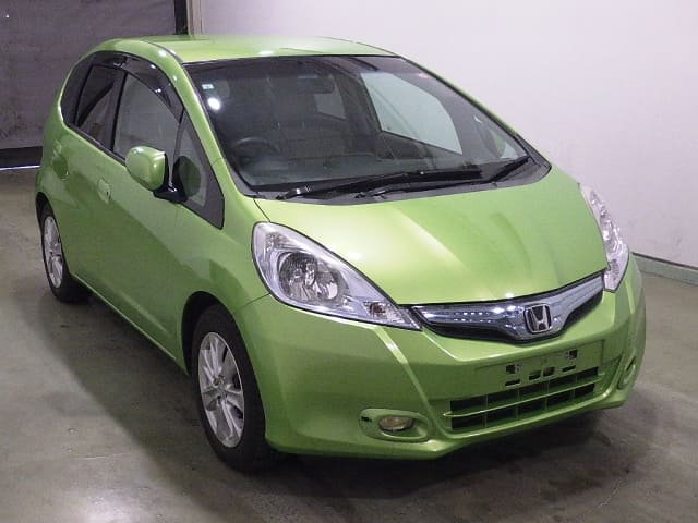 2011 HONDA Fit Hybrid
