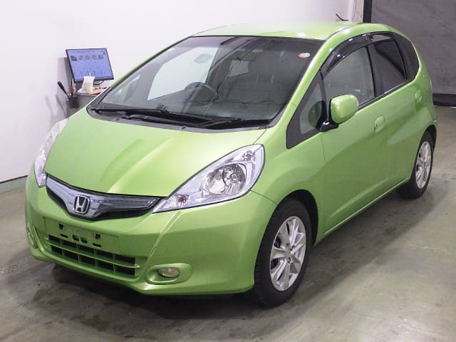 2011 HONDA Fit Hybrid