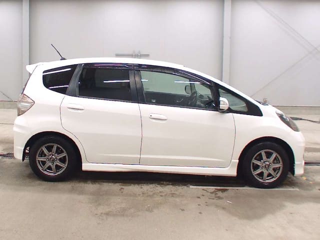 2010 HONDA Fit