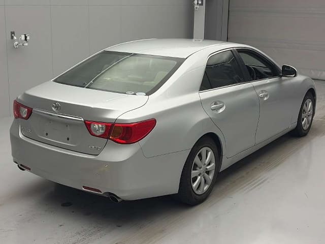 2010 TOYOTA Mark X