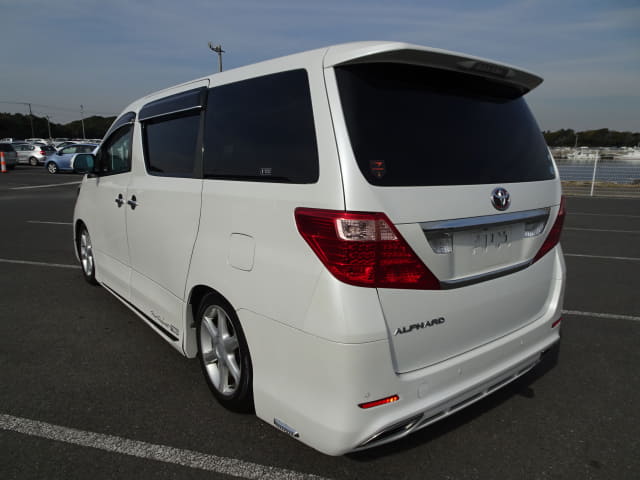 2009 TOYOTA Alphard