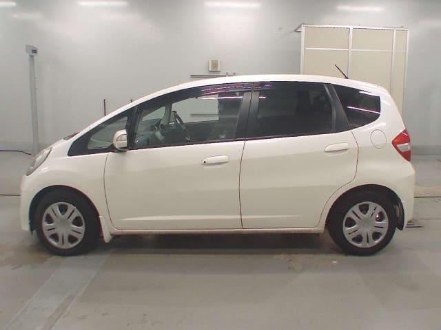 2011 HONDA Fit
