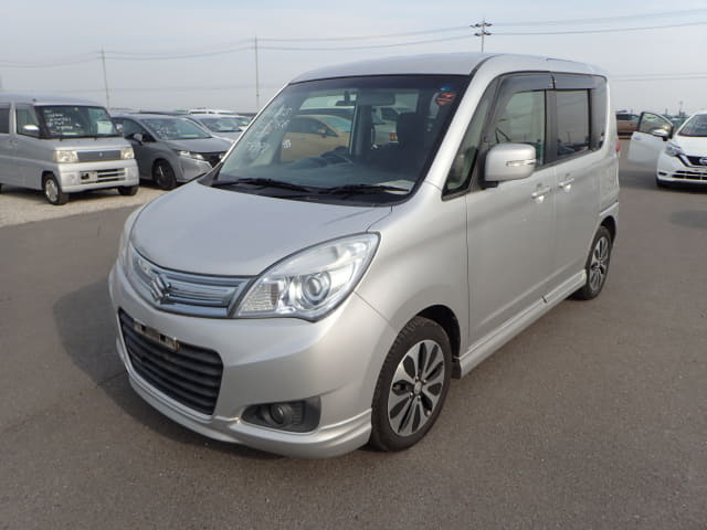 SUZUKI Solio