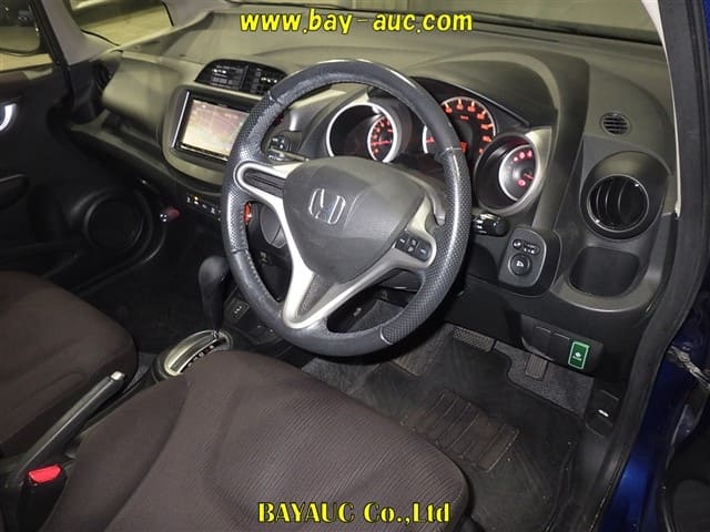 2011 HONDA Fit
