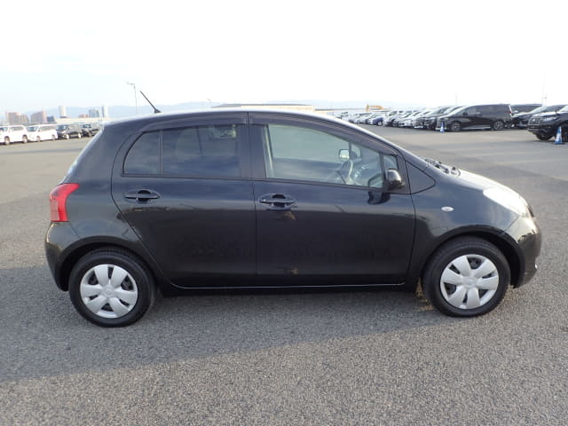 2007 TOYOTA Vitz