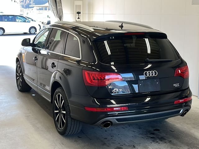 2011 AUDI Q7