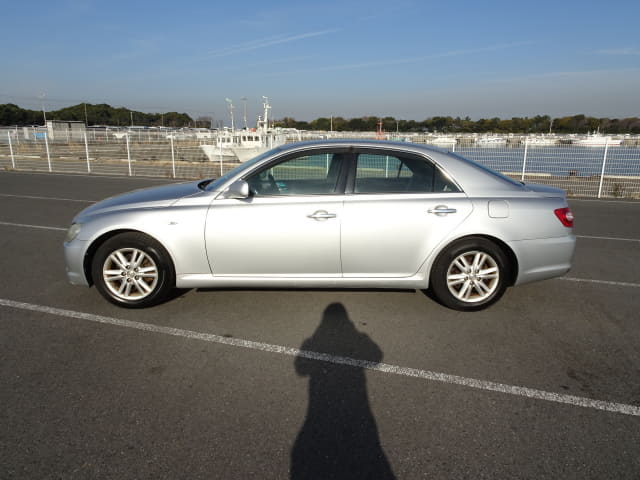 2005 TOYOTA Mark X