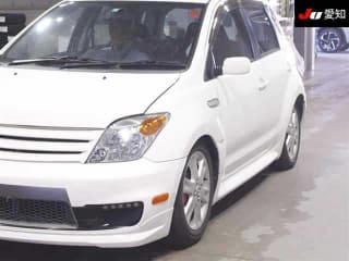 2005 TOYOTA IST