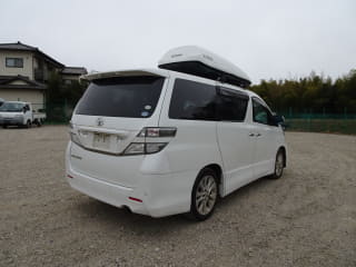 2011 TOYOTA Vellfire