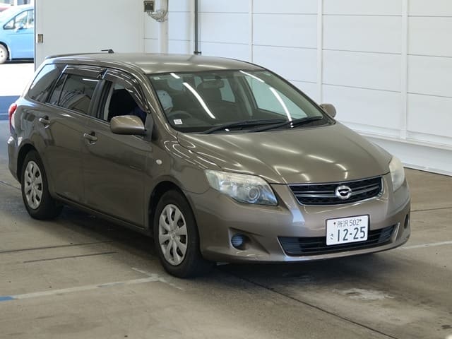 TOYOTA Corolla Fielder