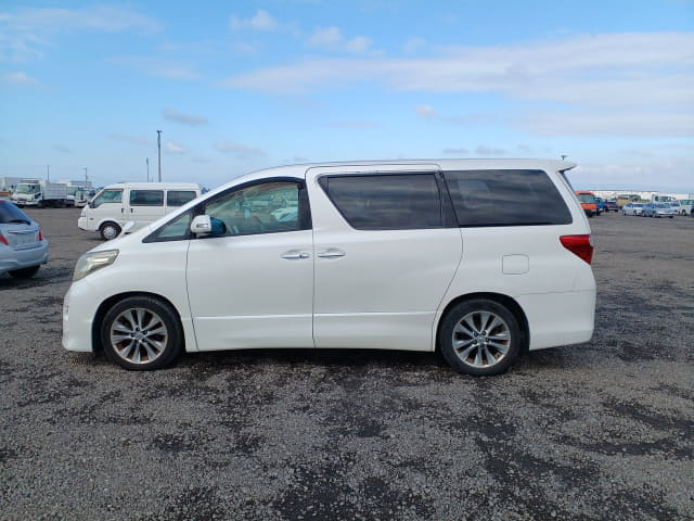 TOYOTA Alphard thumbnail 33