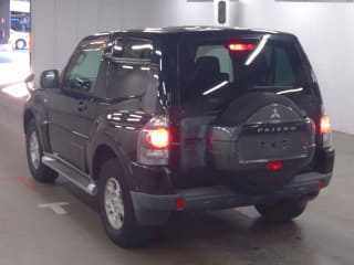 2009 MITSUBISHI Pajero