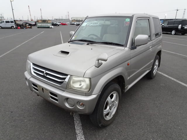 2005 MITSUBISHI Pajero Mini