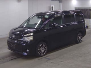 2011 TOYOTA Voxy