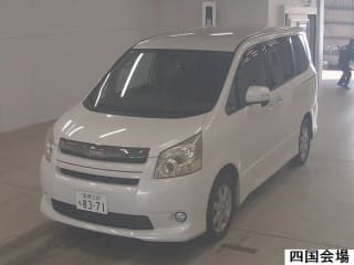 2008 TOYOTA Noah