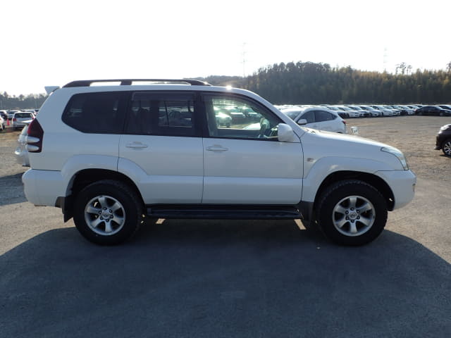 2003 TOYOTA Land Cruiser Prado