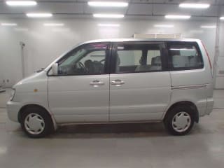 2001 TOYOTA Liteace Noah