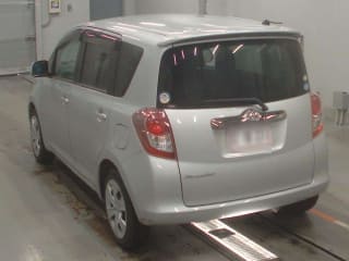 2010 TOYOTA Ractis