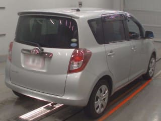 2010 TOYOTA Ractis