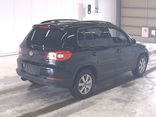 2008 VOLKSWAGEN Tiguan