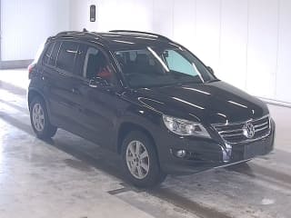 2008 VOLKSWAGEN Tiguan