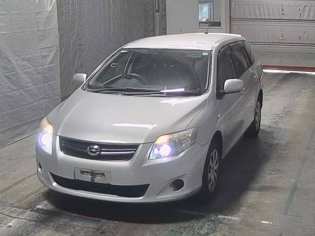 TOYOTA Corolla Fielder