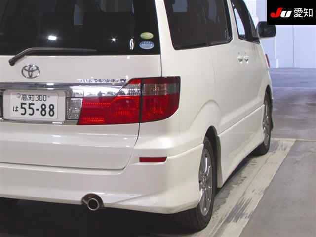 2004 TOYOTA Alphard