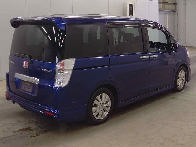 2011 HONDA Step WGN