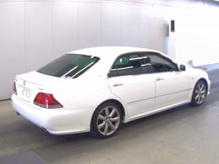 2004 TOYOTA Crown