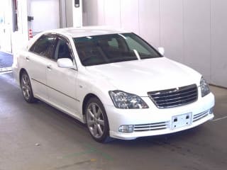 2004 TOYOTA Crown