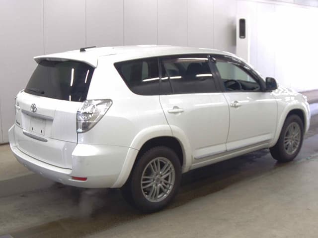 2010 TOYOTA Vanguard