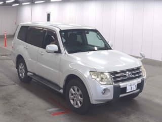 2010 MITSUBISHI Pajero