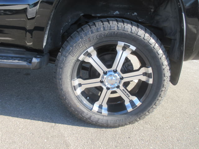 TOYOTA Hilux Surf thumbnail 10