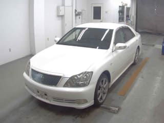 2004 TOYOTA Crown